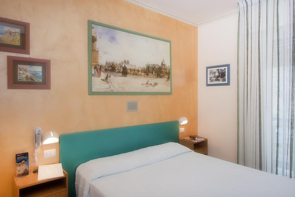 Hotel Marselli Rimini Exterior foto