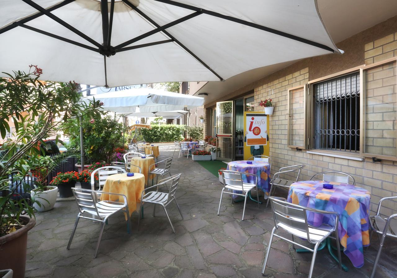Hotel Marselli Rimini Exterior foto