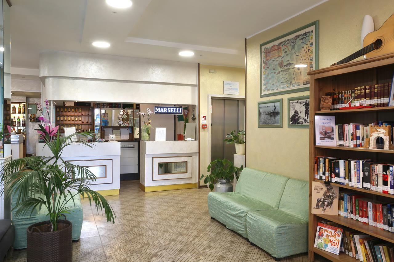 Hotel Marselli Rimini Exterior foto